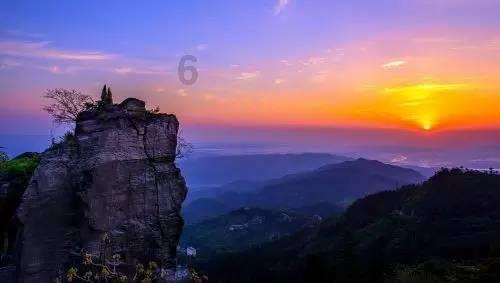 壹点财商院·复“盘”|中字头行情延续,次新股高开低走,光伏巨头集体大跌